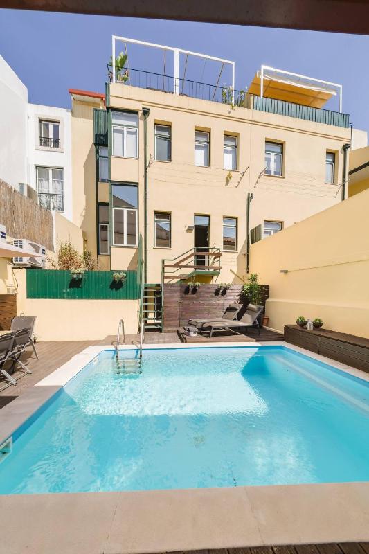 Private Pool Chiado Gem Patio Retreat wAC - image 14