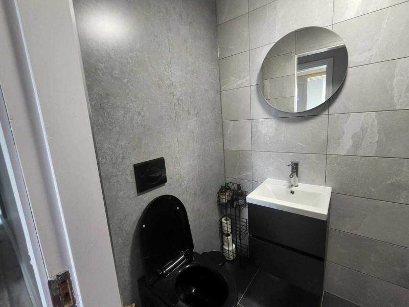 Top Location - Newly Refurbed 2BD Sleeps 6 W Loft - image 13