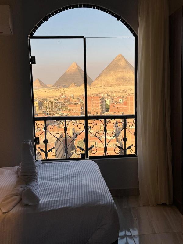 Pyramids View Residence Apartment - image 3