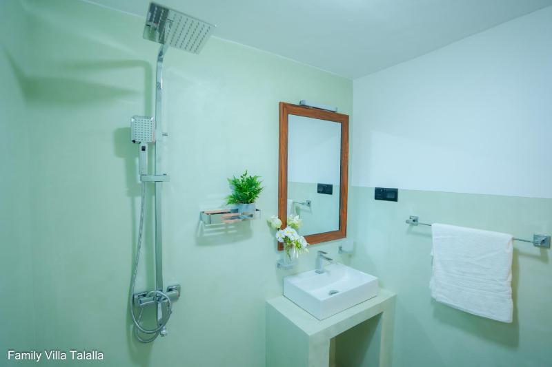 Family Villa Talalla - image 4