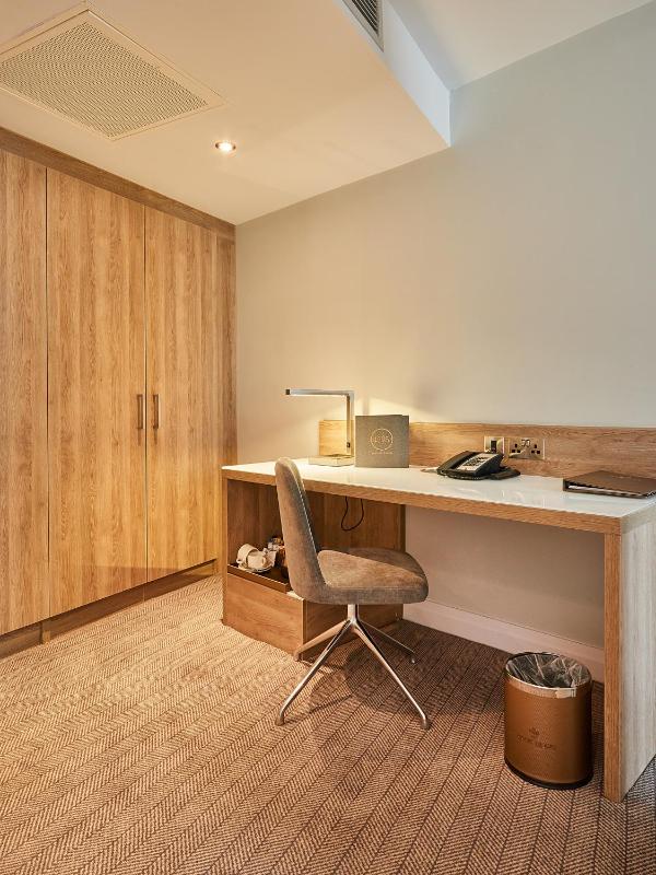 Junior Suite image 3