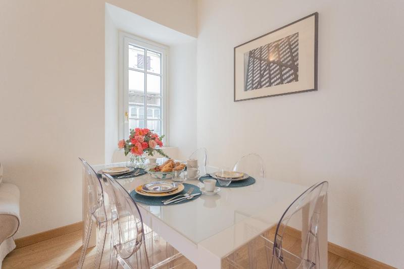 Wine Not Apartment Como Centre by Rent All Como - image 28