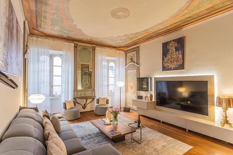 Rovelli 41 by Rent All Como - image 11