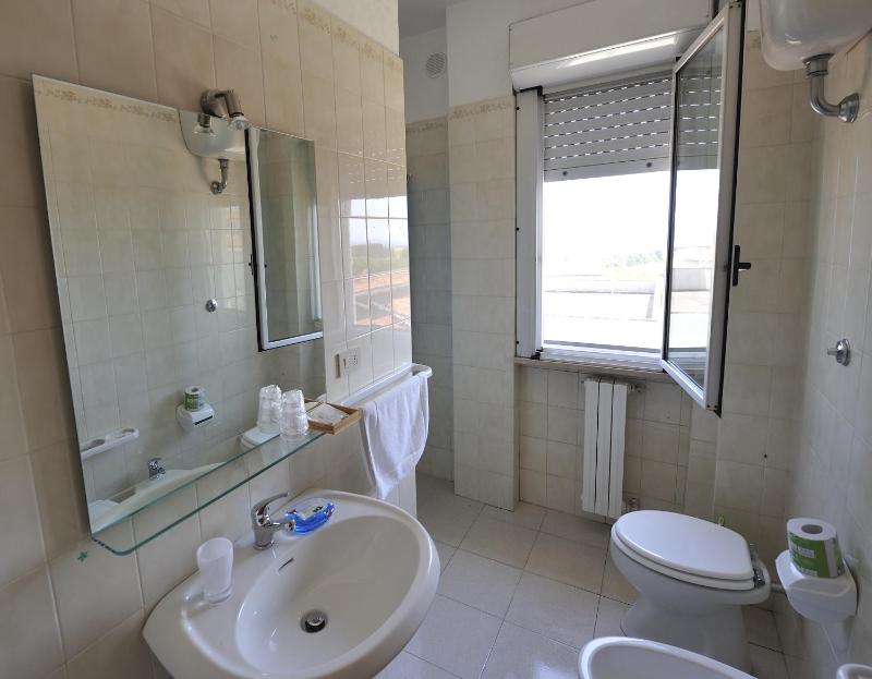 Two-Bedroom Penthouse Apartment image 4