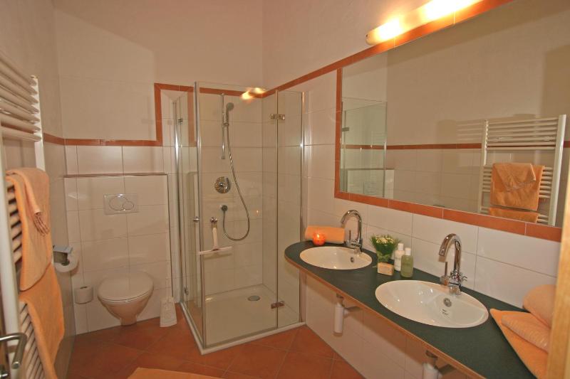 Three-Bedroom Apartment image 4