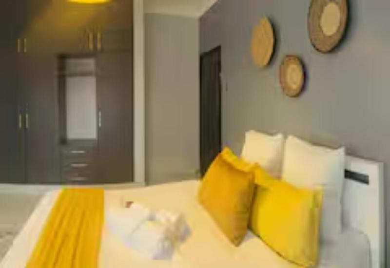 BluBlush Fine Living - image 14