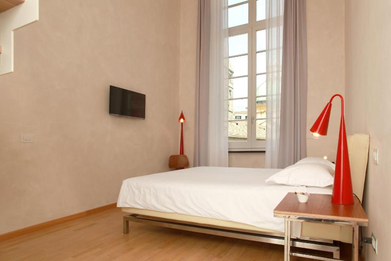Superior Quadruple Room image 3