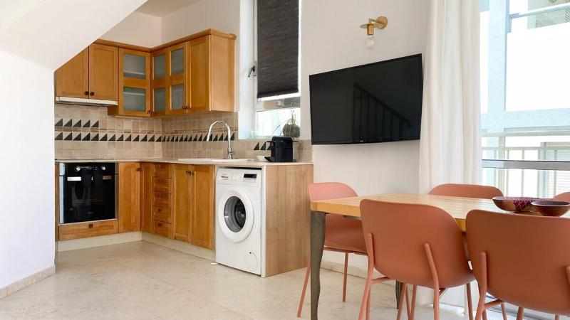 Sea View Duplex On Frishman Beach 2Bdr apt and BBQ - image 12