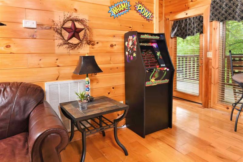 Almost Heaven - Pool Table Arcades Outdoor Hot Tub Community Putt-Putt + Pool Access - image 23
