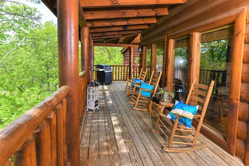 Almost Heaven - Pool Table Arcades Outdoor Hot Tub Community Putt-Putt + Pool Access - image 48