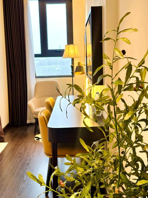 The Best Western Shaphire S2 Hạ Long - Bridge View - image 14