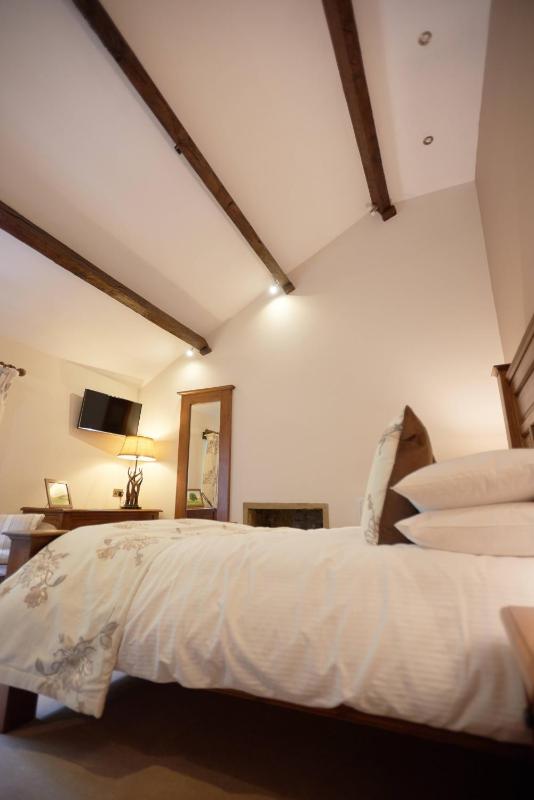 Executive Suite image 3