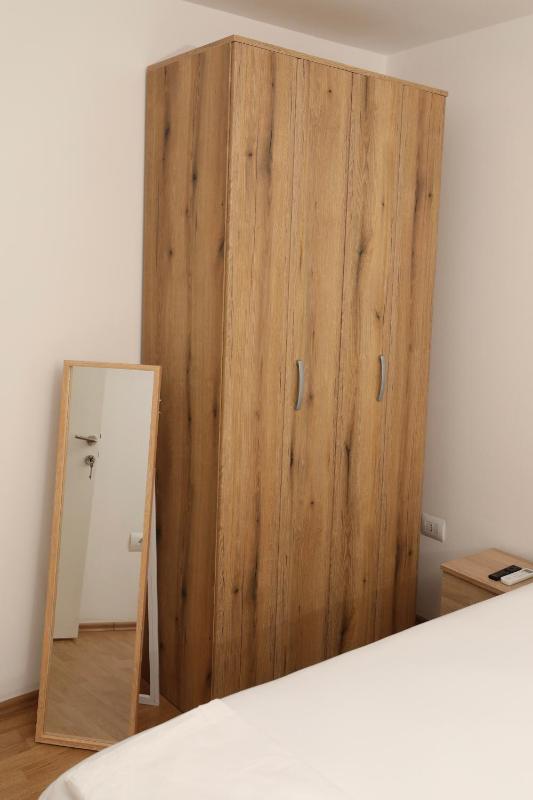 Mikaels Apartment - image 7