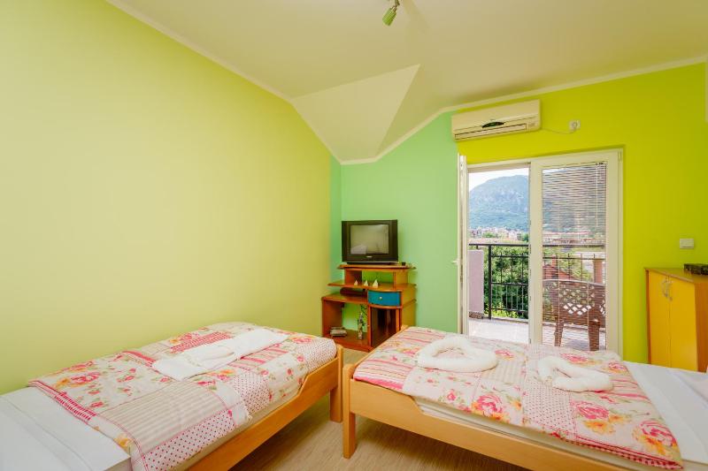 Spacious Central Magik - image 7