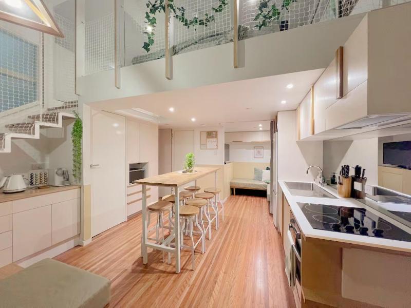 The New Yorker Loft Brisbane CBD Sleeps 5 - image 1