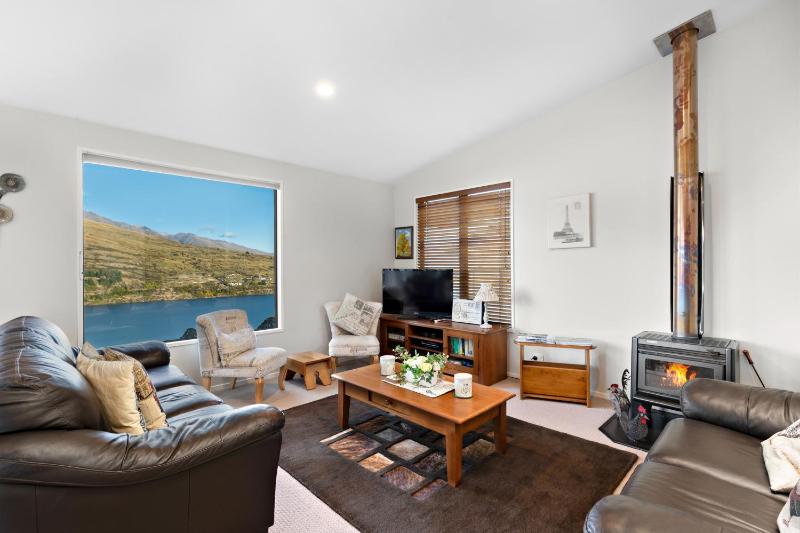 Panoramic View Lake Views - image 2