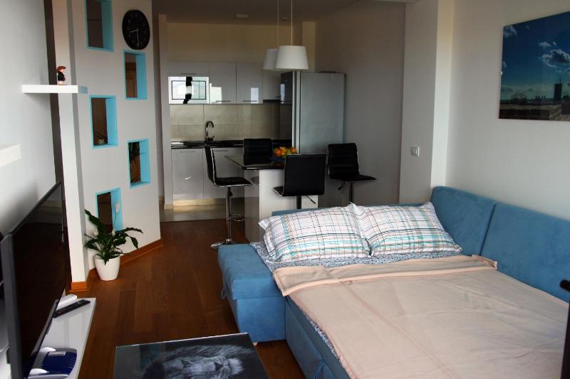 Apartment with Sea View image 3