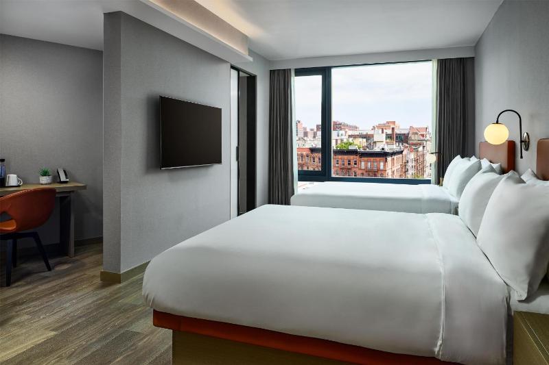 The George Manhattan Tapestry Collection by Hilton - image 11