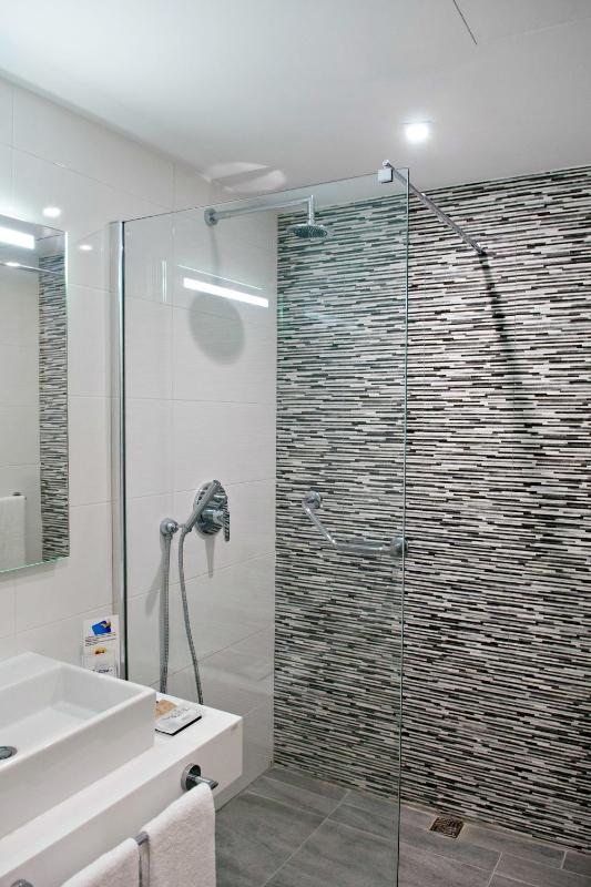 Comfort Double or Twin Room image 3