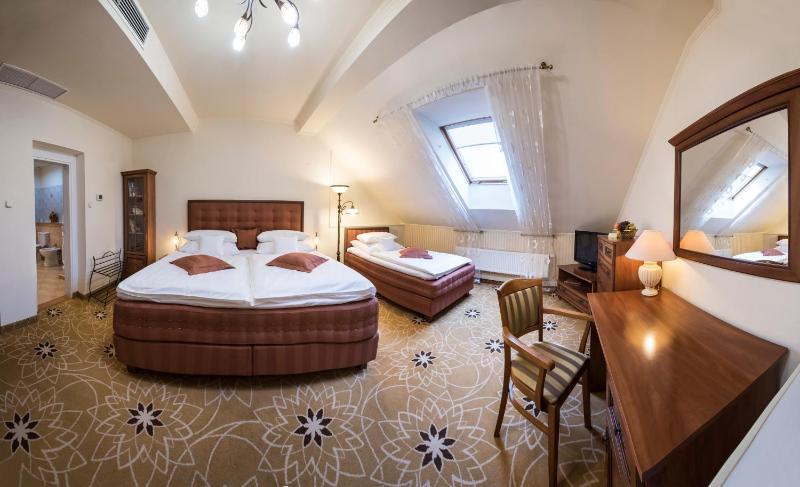 Golden Royal Boutique Hotel & Spa - image 25