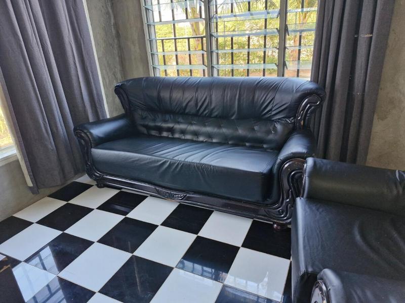 Entire 2 -Bedroom Apartment with Extra Sleeping Area and Living Room Kitchen- PORT MORESBY - image 4