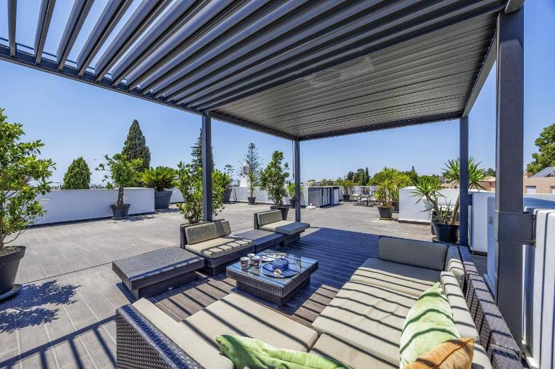 Villa Sylisia by Villa Plus - image 20