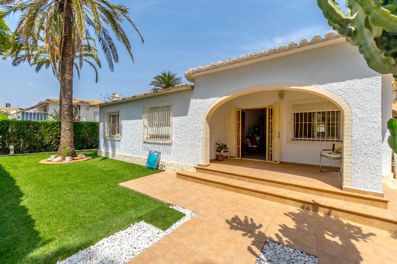 HE Villa Lola- Zenia - image 36
