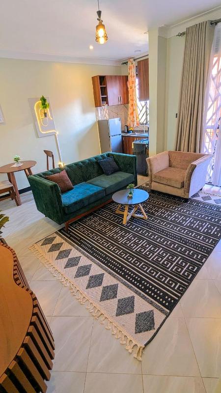 Royal Retreat Homes - Luxury - image 14