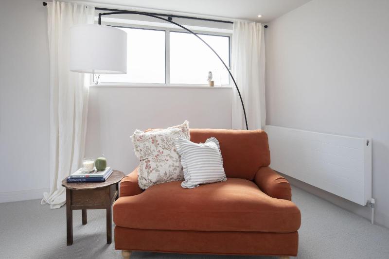 Contemporary 2-Bed 2-Bath Home with Parking - image 11