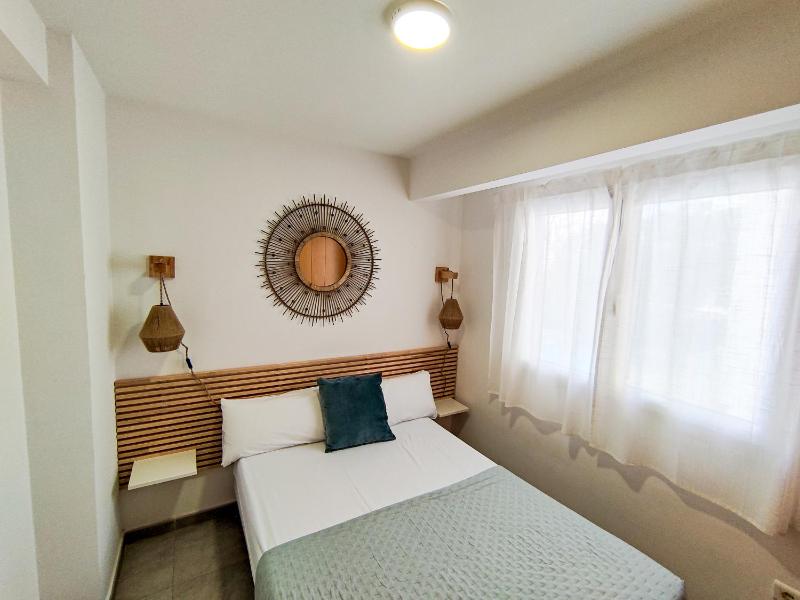 Apartamentos Gandía Centro 3000 - image 1