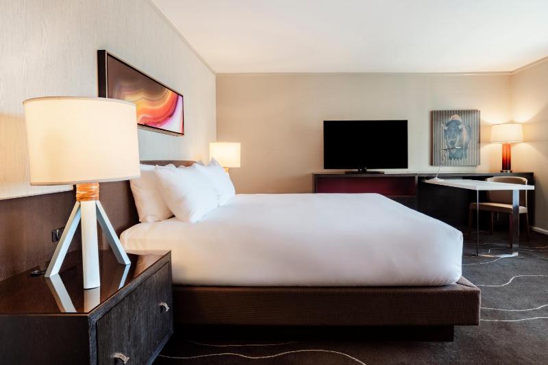 Grand Hyatt Denver - image 11