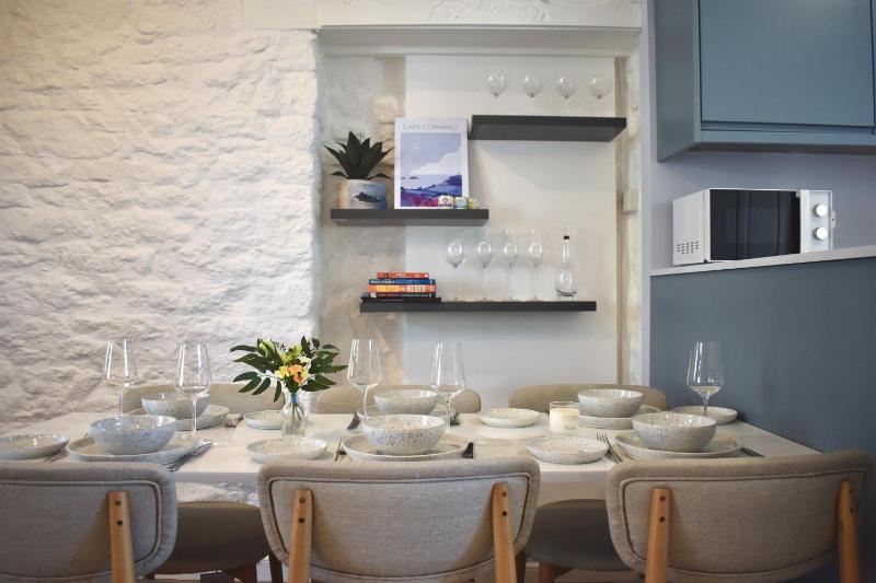 Sunday Cottage - image 2