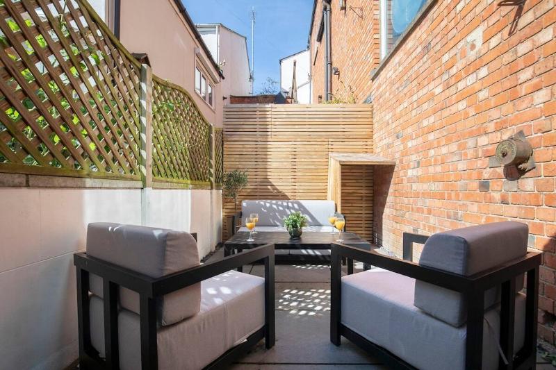 Beautiful Montpellier Retreat - image 18