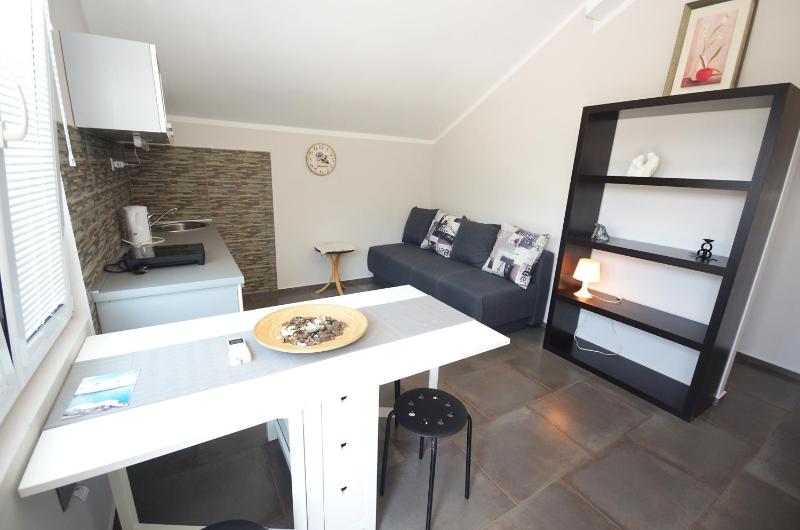 One-Bedroom Apartment with Sea View and Balcony image 2