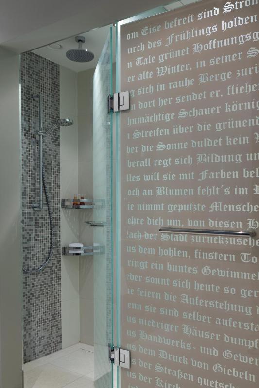 Suite image 2