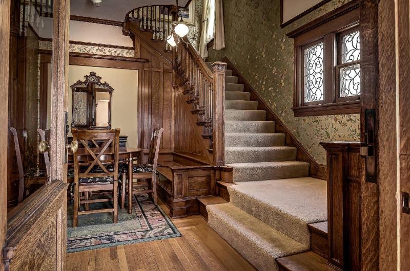 Penrose suite by Colorado College - image 24