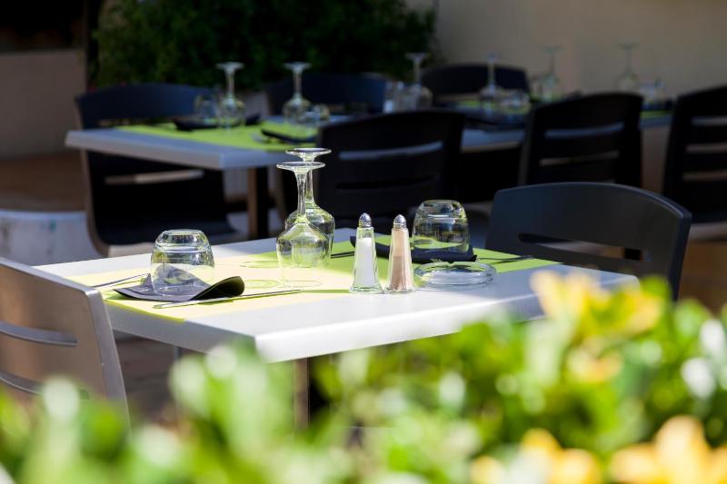 Logis Hotel Restaurant Le Flamant Rose camargue - image 37