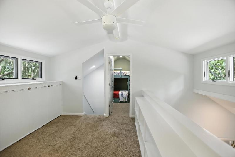 Charming Seabrook Island Retreat - image 12