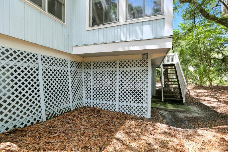 Charming Seabrook Island Retreat - image 19