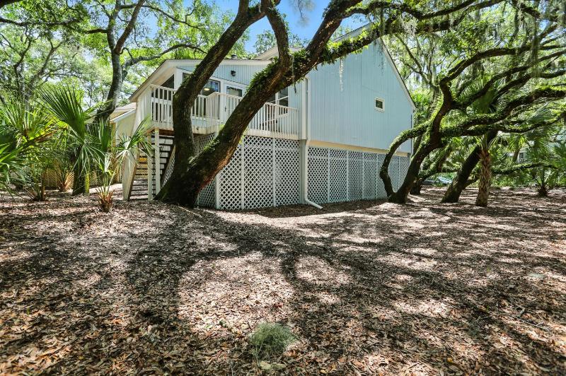 Charming Seabrook Island Retreat - image 21