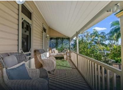 Massinger Hideaway - image 3