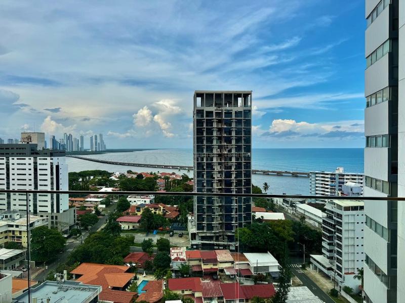 Modern apartment with ocean view - image 6