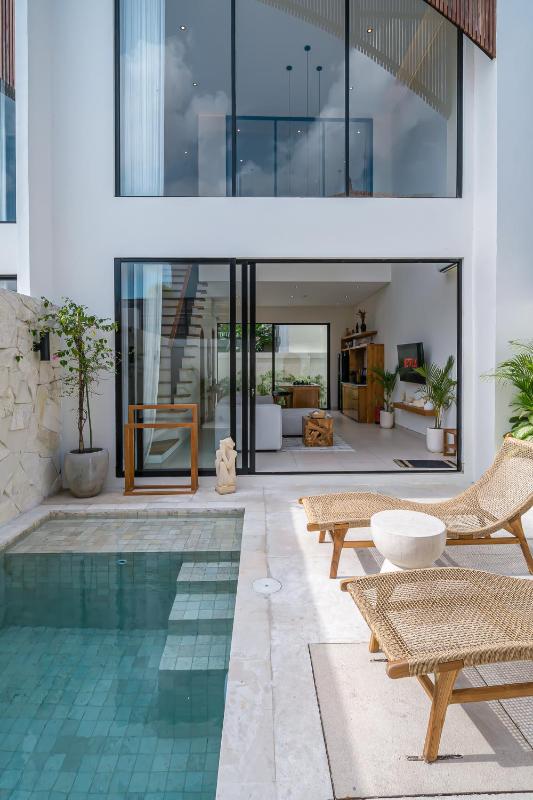 Villa Awanara - Boutique 1BR Escape in Canggu - image 13
