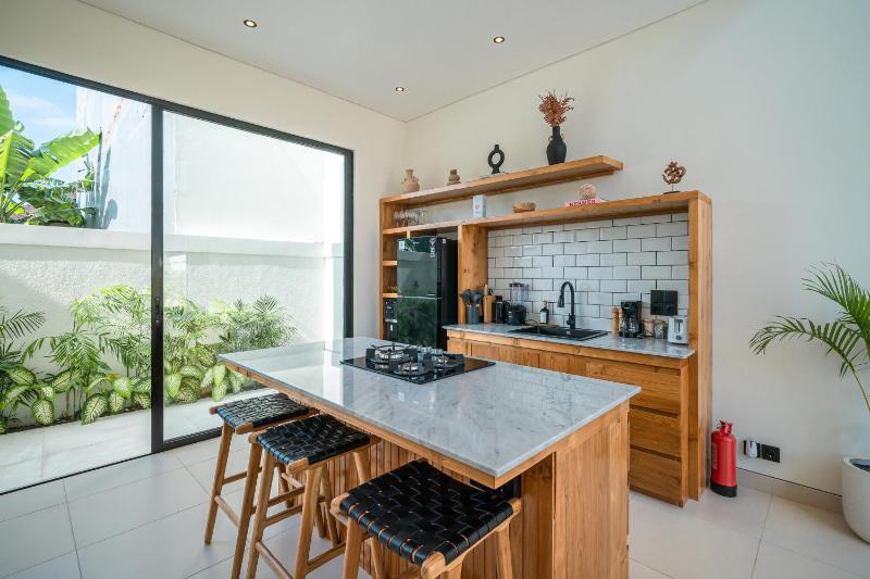 Villa Awanara - Boutique 1BR Escape in Canggu - image 41