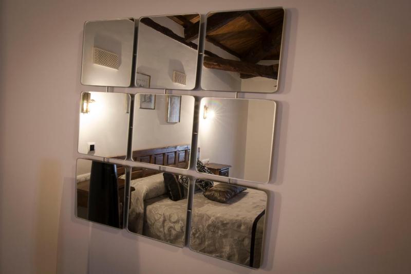 Five-Bedroom House image 3