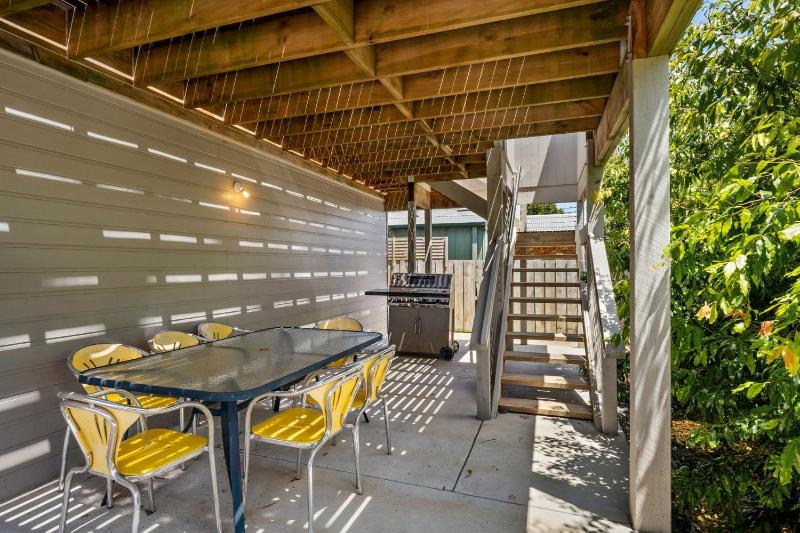 Beachside Retreat - image 17