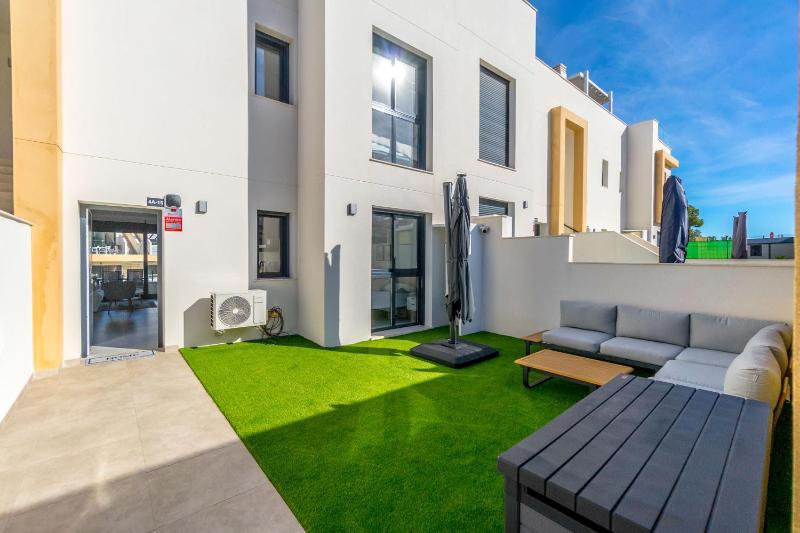 Ground Floor Horizon Apartment with Com pool VM68 - image 23