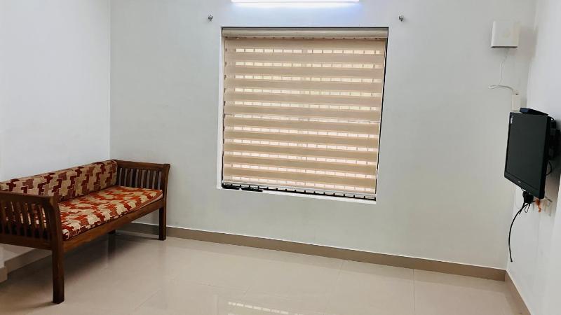 2 Bhk ac apartment near kowdiyar - image 15