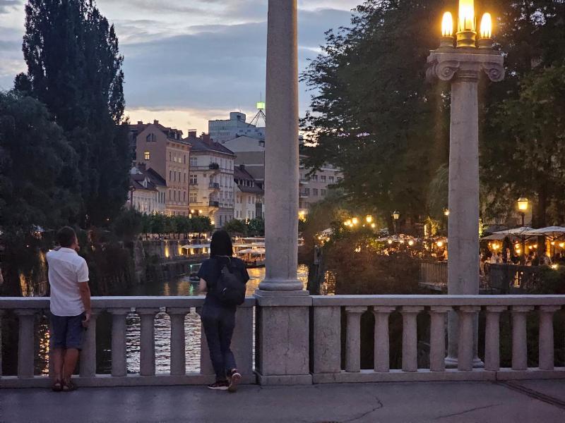 Riva Residence in Old Town Ljubljana by the Cobblers' Bridge - image 5