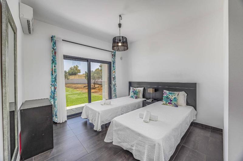 Villa Casa Joana by Villa Plus - image 8